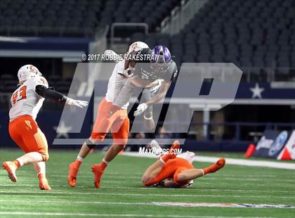 Thumbnail 2 in Aledo vs. College Station (UIL 5A Division 2 Final) photogallery.