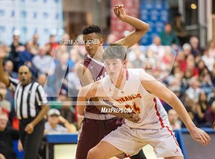 Thumbnail 3 in Bergen Catholic vs. Don Bosco Prep (Bergen County Jamboree Final) photogallery.