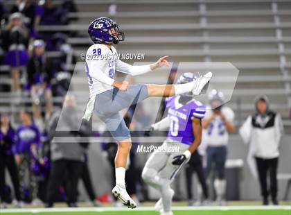 Thumbnail 1 in Angleton vs. College Station (UIL 5A D1 Area Playoff) photogallery.