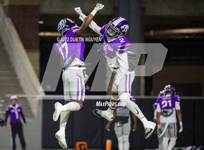 Thumbnail 3 in Angleton vs. College Station (UIL 5A D1 Area Playoff) photogallery.