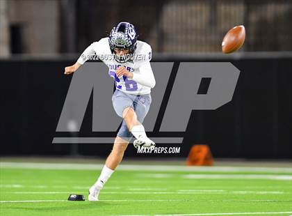 Thumbnail 3 in Angleton vs. College Station (UIL 5A D1 Area Playoff) photogallery.
