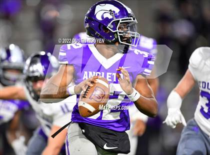 Thumbnail 2 in Angleton vs. College Station (UIL 5A D1 Area Playoff) photogallery.