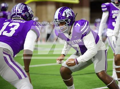 Thumbnail 3 in Angleton vs. College Station (UIL 5A D1 Area Playoff) photogallery.