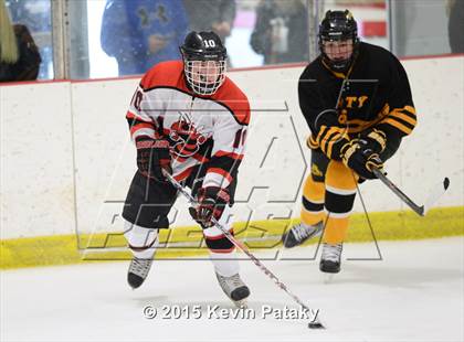 Thumbnail 2 in Amity Regional @ Branford photogallery.