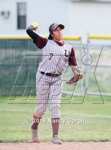 Thumbnail 3 in Laredo LBJ vs. Uvalde (Uvalde Lobo Tournament) photogallery.