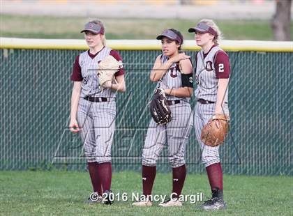 Thumbnail 1 in Laredo LBJ vs. Uvalde (Uvalde Lobo Tournament) photogallery.