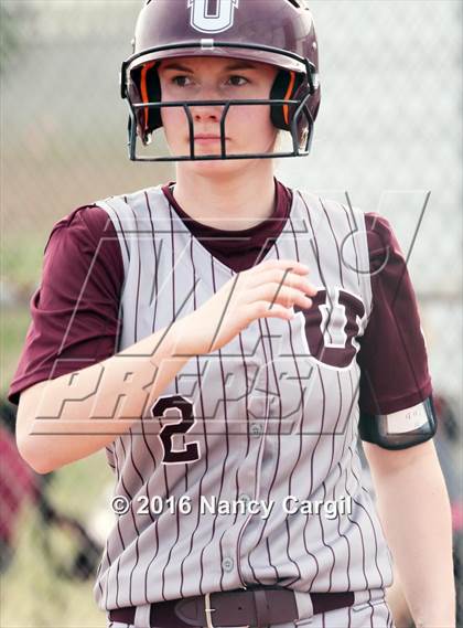 Thumbnail 3 in Laredo LBJ vs. Uvalde (Uvalde Lobo Tournament) photogallery.
