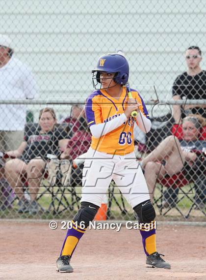 Thumbnail 3 in Laredo LBJ vs. Uvalde (Uvalde Lobo Tournament) photogallery.