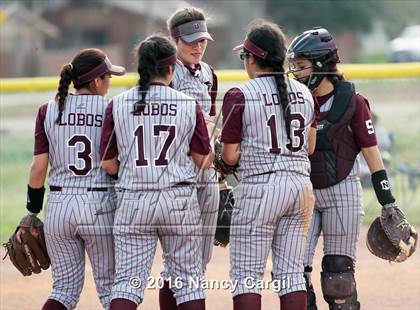 Thumbnail 3 in Laredo LBJ vs. Uvalde (Uvalde Lobo Tournament) photogallery.