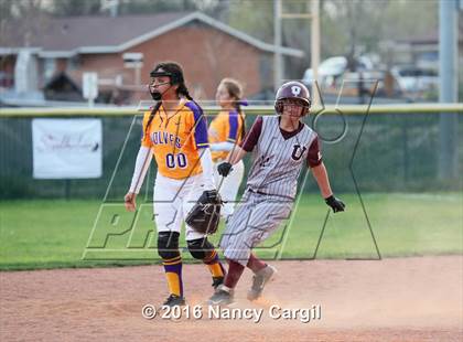 Thumbnail 3 in Laredo LBJ vs. Uvalde (Uvalde Lobo Tournament) photogallery.