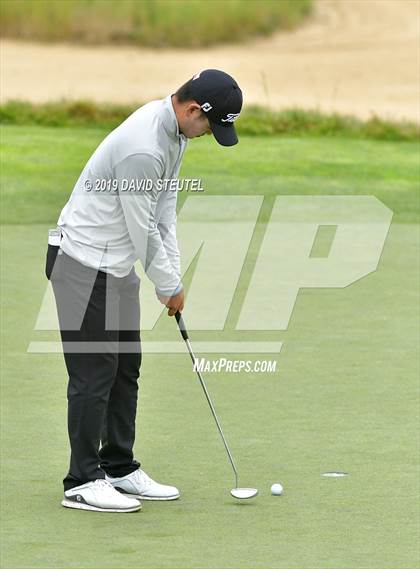 Thumbnail 2 in CIF State Boys Golf Championships photogallery.
