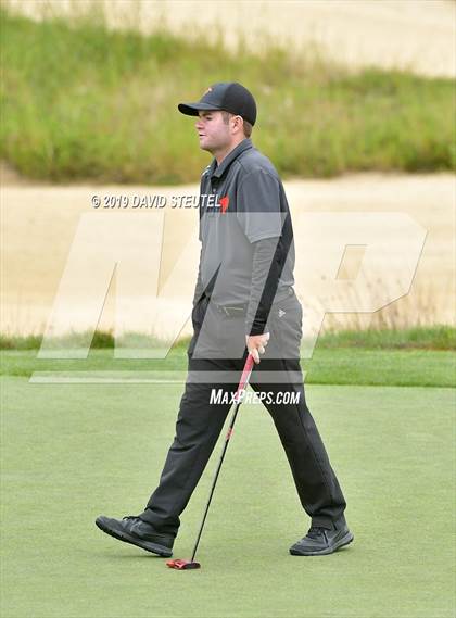 Thumbnail 3 in CIF State Boys Golf Championships photogallery.