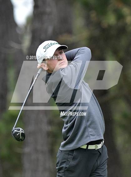 Thumbnail 2 in CIF State Boys Golf Championships photogallery.