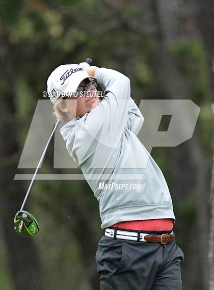 Thumbnail 2 in CIF State Boys Golf Championships photogallery.