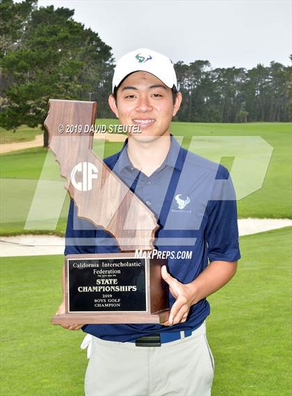 Thumbnail 1 in CIF State Boys Golf Championships photogallery.