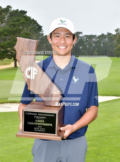 Thumbnail 1 in CIF State Boys Golf Championships photogallery.