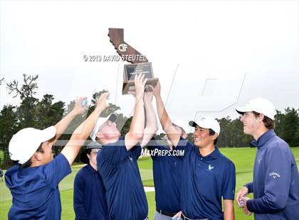 Thumbnail 2 in CIF State Boys Golf Championships photogallery.