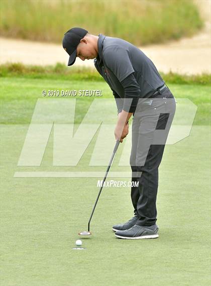 Thumbnail 2 in CIF State Boys Golf Championships photogallery.