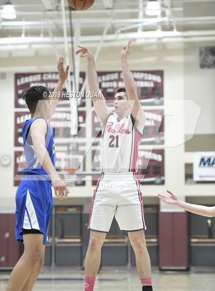 Thumbnail 3 in Brawley vs Rancho Mirage (Rancho Mirage Holiday Invitational) photogallery.