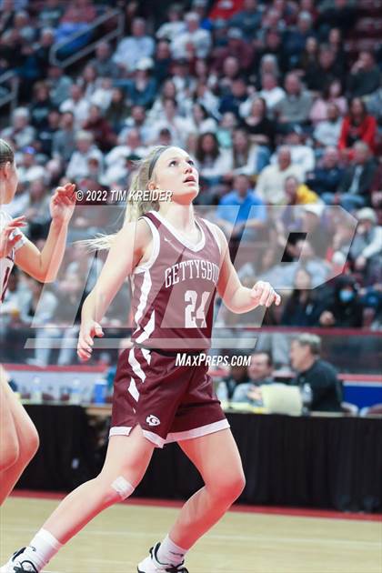 Thumbnail 3 in Mechanicsburg vs. Gettysburg (PIAA District 3 5A Final) photogallery.