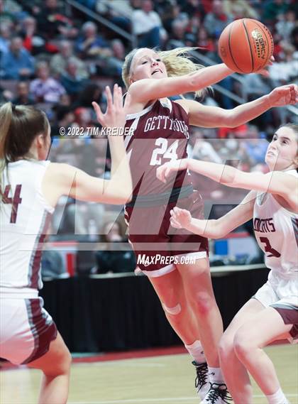 Thumbnail 1 in Mechanicsburg vs. Gettysburg (PIAA District 3 5A Final) photogallery.