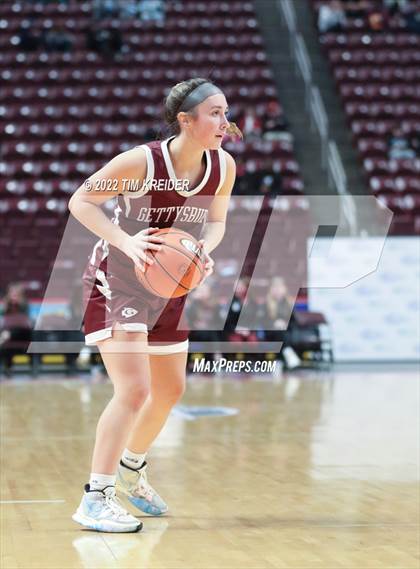 Thumbnail 2 in Mechanicsburg vs. Gettysburg (PIAA District 3 5A Final) photogallery.