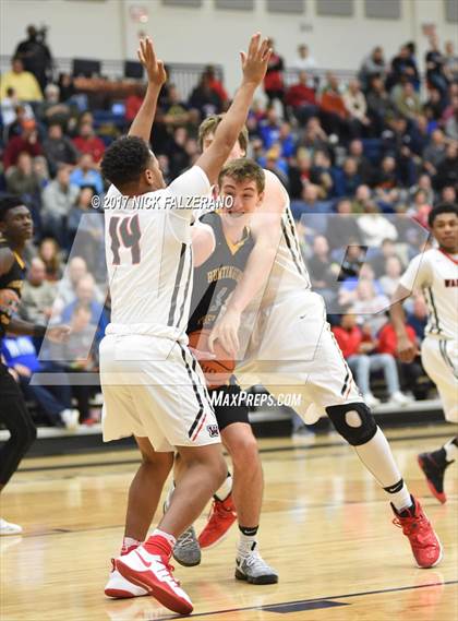 Thumbnail 3 in Huntington St. Joseph Prep vs. Wayne  photogallery.