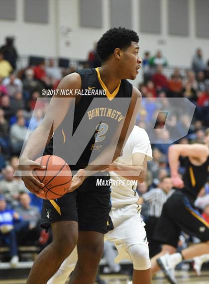 Thumbnail 2 in Huntington St. Joseph Prep vs. Wayne  photogallery.