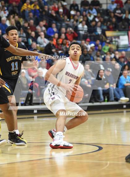 Thumbnail 3 in Huntington St. Joseph Prep vs. Wayne  photogallery.
