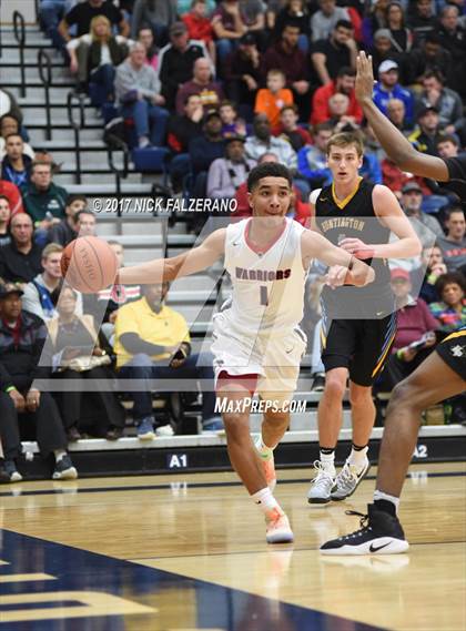 Thumbnail 2 in Huntington St. Joseph Prep vs. Wayne  photogallery.