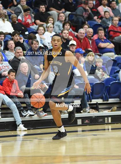 Thumbnail 2 in Huntington St. Joseph Prep vs. Wayne  photogallery.