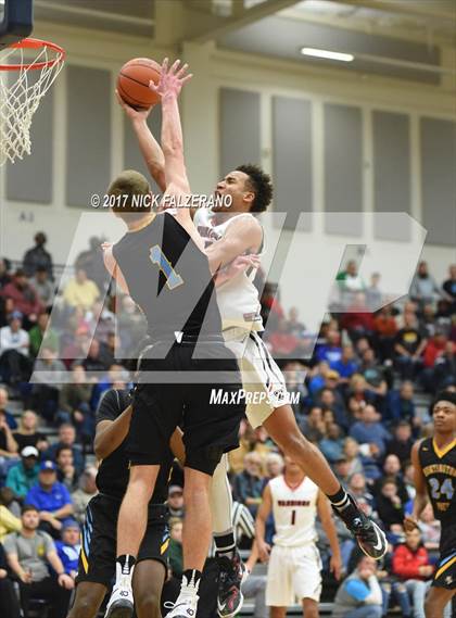Thumbnail 3 in Huntington St. Joseph Prep vs. Wayne  photogallery.