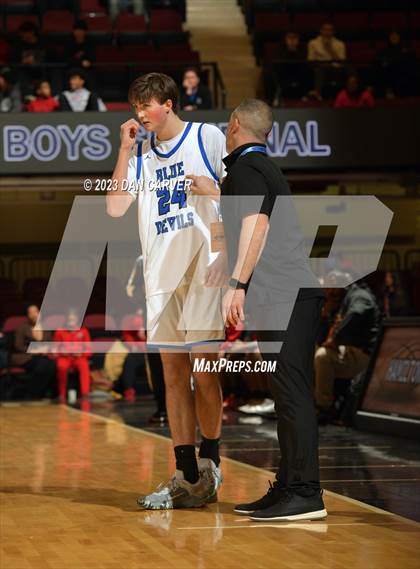 Thumbnail 1 in Haldane vs. Hamilton (NYSPHSAA Section 1 Class C Semifinal) photogallery.