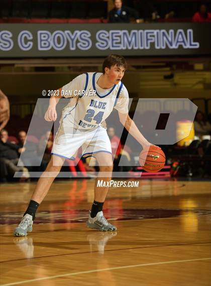 Thumbnail 3 in Haldane vs. Hamilton (NYSPHSAA Section 1 Class C Semifinal) photogallery.