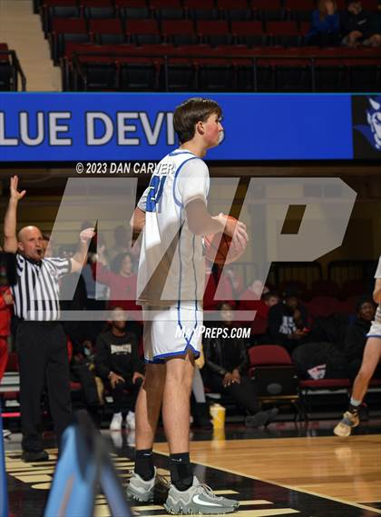Thumbnail 2 in Haldane vs. Hamilton (NYSPHSAA Section 1 Class C Semifinal) photogallery.
