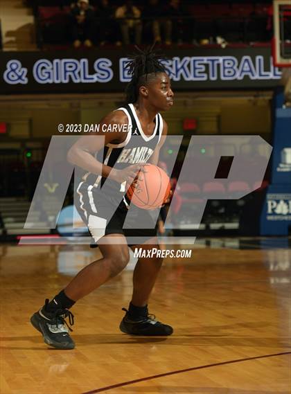 Thumbnail 1 in Haldane vs. Hamilton (NYSPHSAA Section 1 Class C Semifinal) photogallery.
