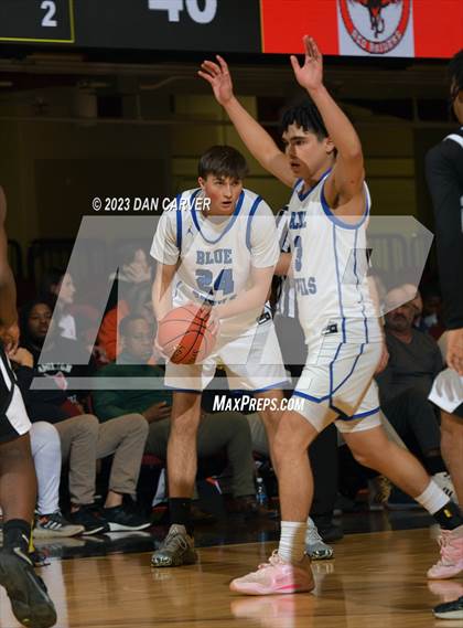 Thumbnail 3 in Haldane vs. Hamilton (NYSPHSAA Section 1 Class C Semifinal) photogallery.