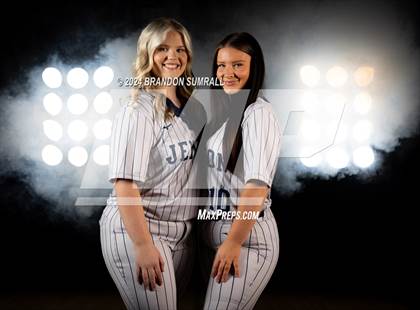 Thumbnail 2 in Jemison (Team & Individuals) photogallery.