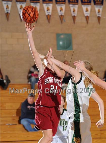 Thumbnail 1 in Bear River vs. Rio Americano (Lincoln Invitational) photogallery.