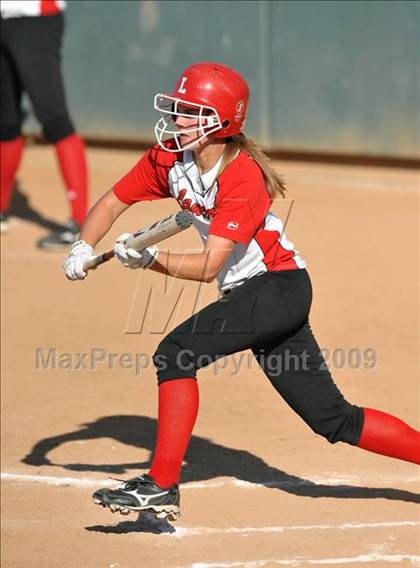 Thumbnail 3 in San Clemente vs. Lutheran (Woodbridge Classic) photogallery.
