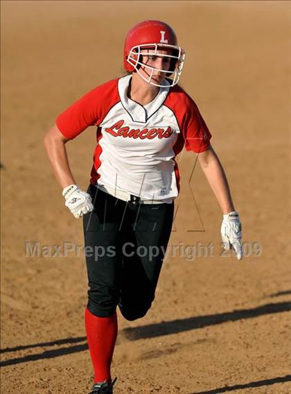 Thumbnail 3 in San Clemente vs. Lutheran (Woodbridge Classic) photogallery.