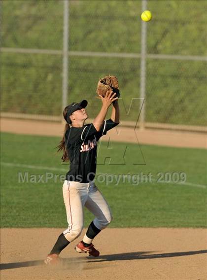Thumbnail 1 in San Clemente vs. Lutheran (Woodbridge Classic) photogallery.