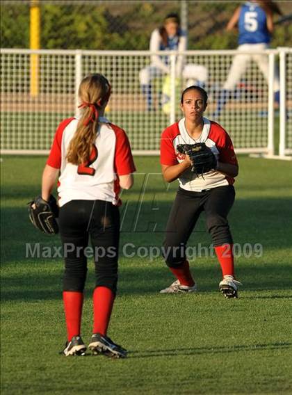 Thumbnail 2 in San Clemente vs. Lutheran (Woodbridge Classic) photogallery.