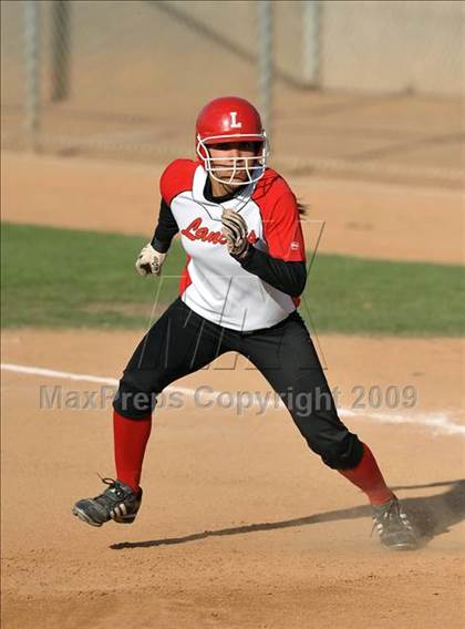 Thumbnail 2 in San Clemente vs. Lutheran (Woodbridge Classic) photogallery.
