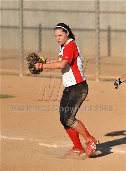 Thumbnail 2 in San Clemente vs. Lutheran (Woodbridge Classic) photogallery.