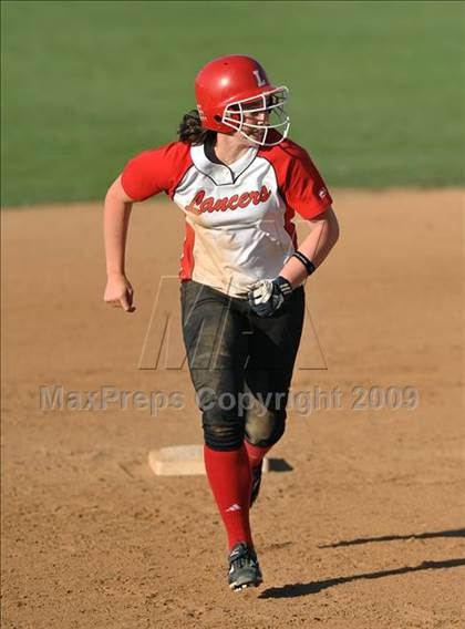 Thumbnail 3 in San Clemente vs. Lutheran (Woodbridge Classic) photogallery.