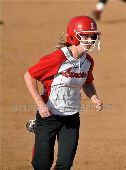Thumbnail 1 in San Clemente vs. Lutheran (Woodbridge Classic) photogallery.