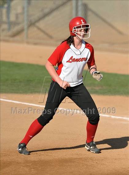 Thumbnail 3 in San Clemente vs. Lutheran (Woodbridge Classic) photogallery.