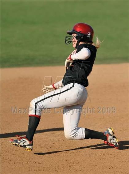 Thumbnail 1 in San Clemente vs. Lutheran (Woodbridge Classic) photogallery.