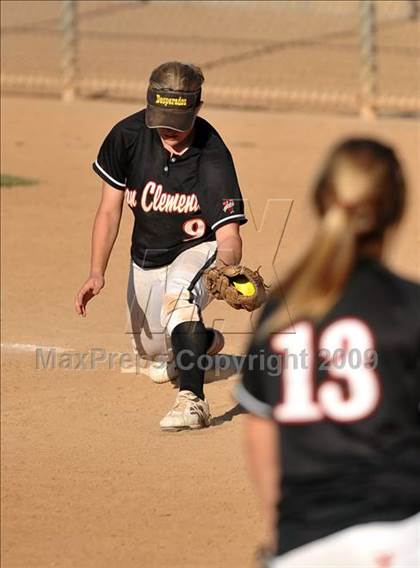 Thumbnail 2 in San Clemente vs. Lutheran (Woodbridge Classic) photogallery.